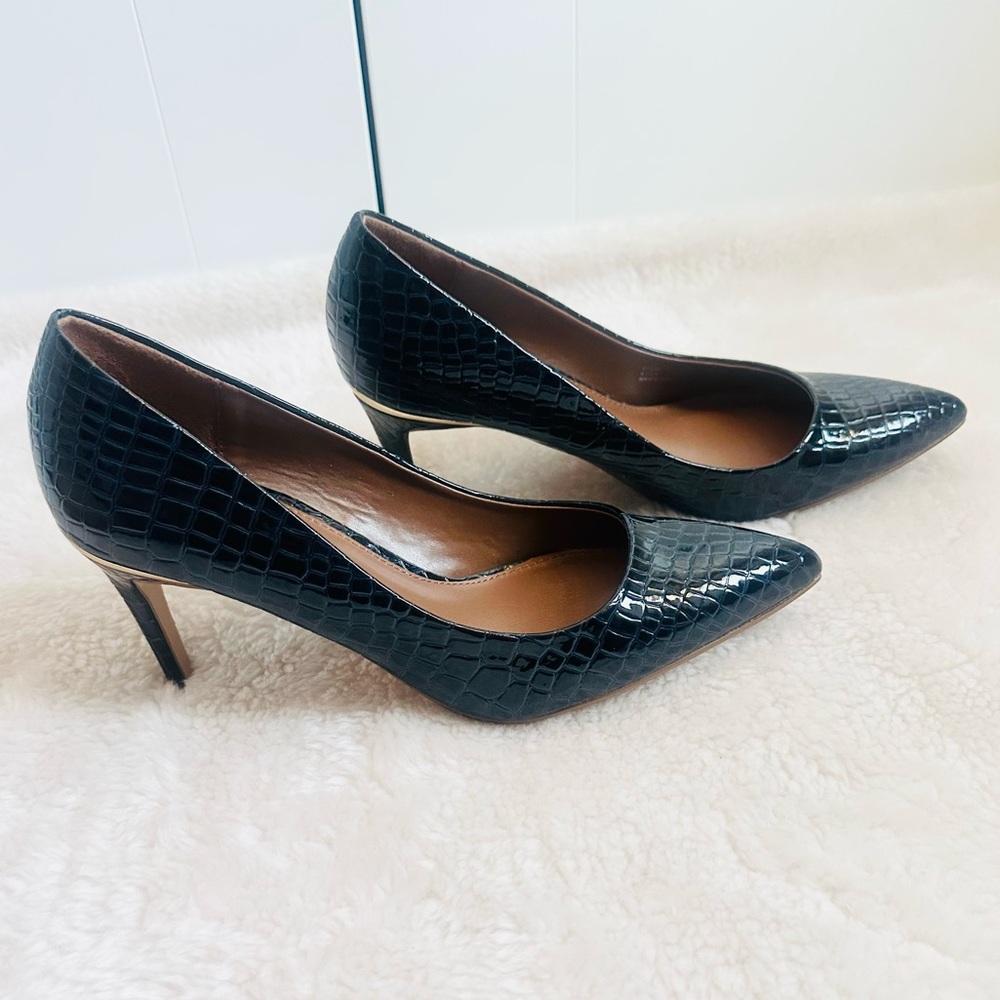 Navy Blue Croc Embossed Pumps Heels - Picture 3 of 15